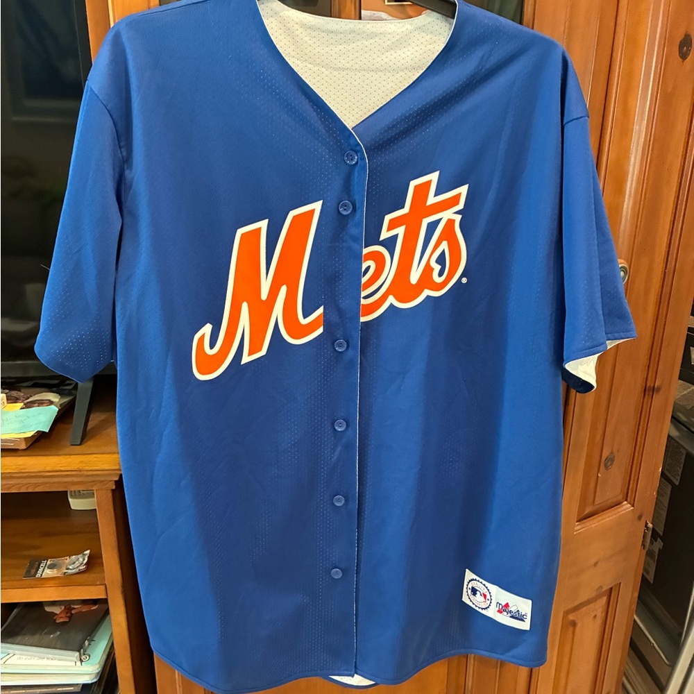 New York Mets reversible jersey.